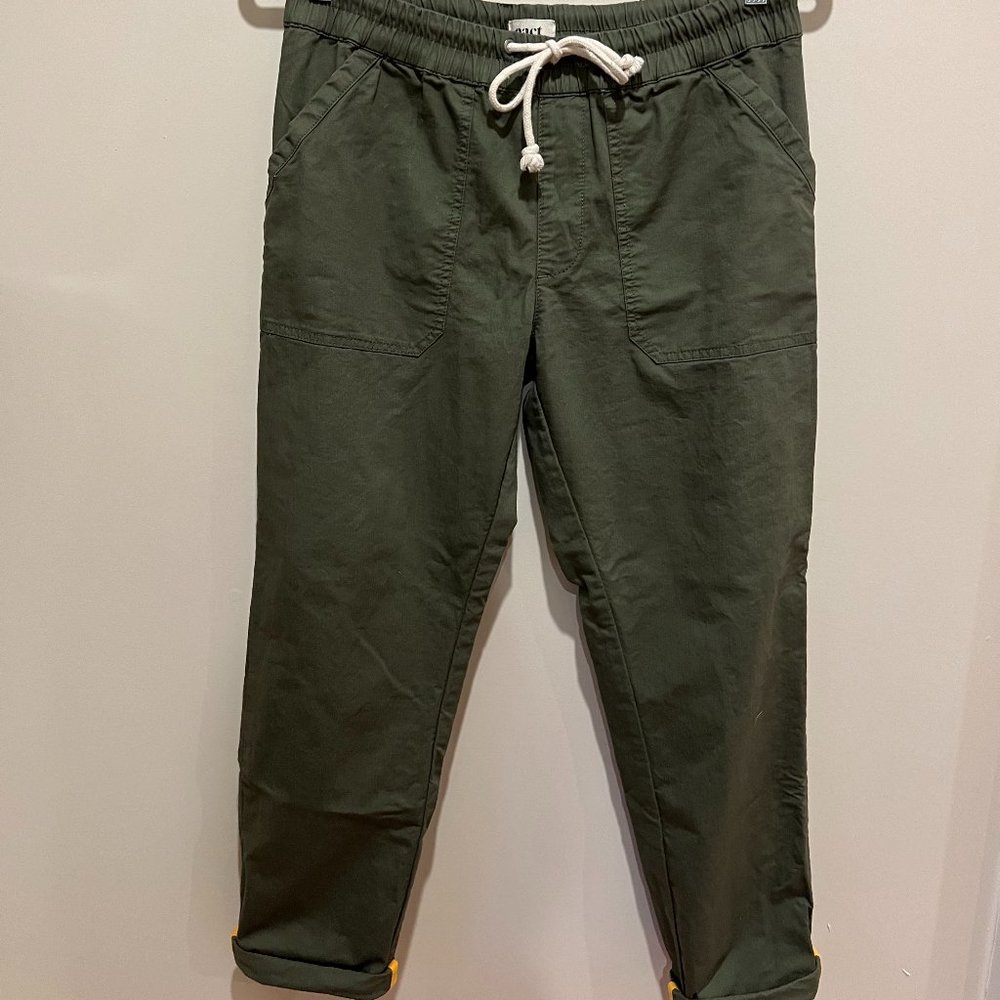 pact - Organic cotton Grape Leaf Woven Twill Roll Up Pant - Large